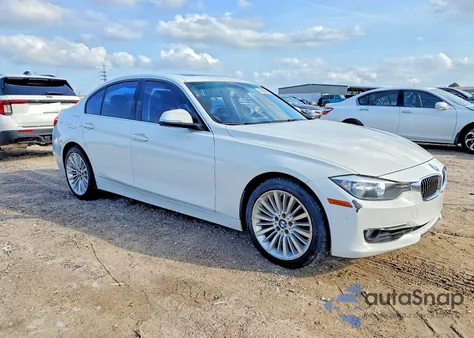 2013 BMW 328 I из США, поврежденный, VIN WBA3A5G54DNP18715